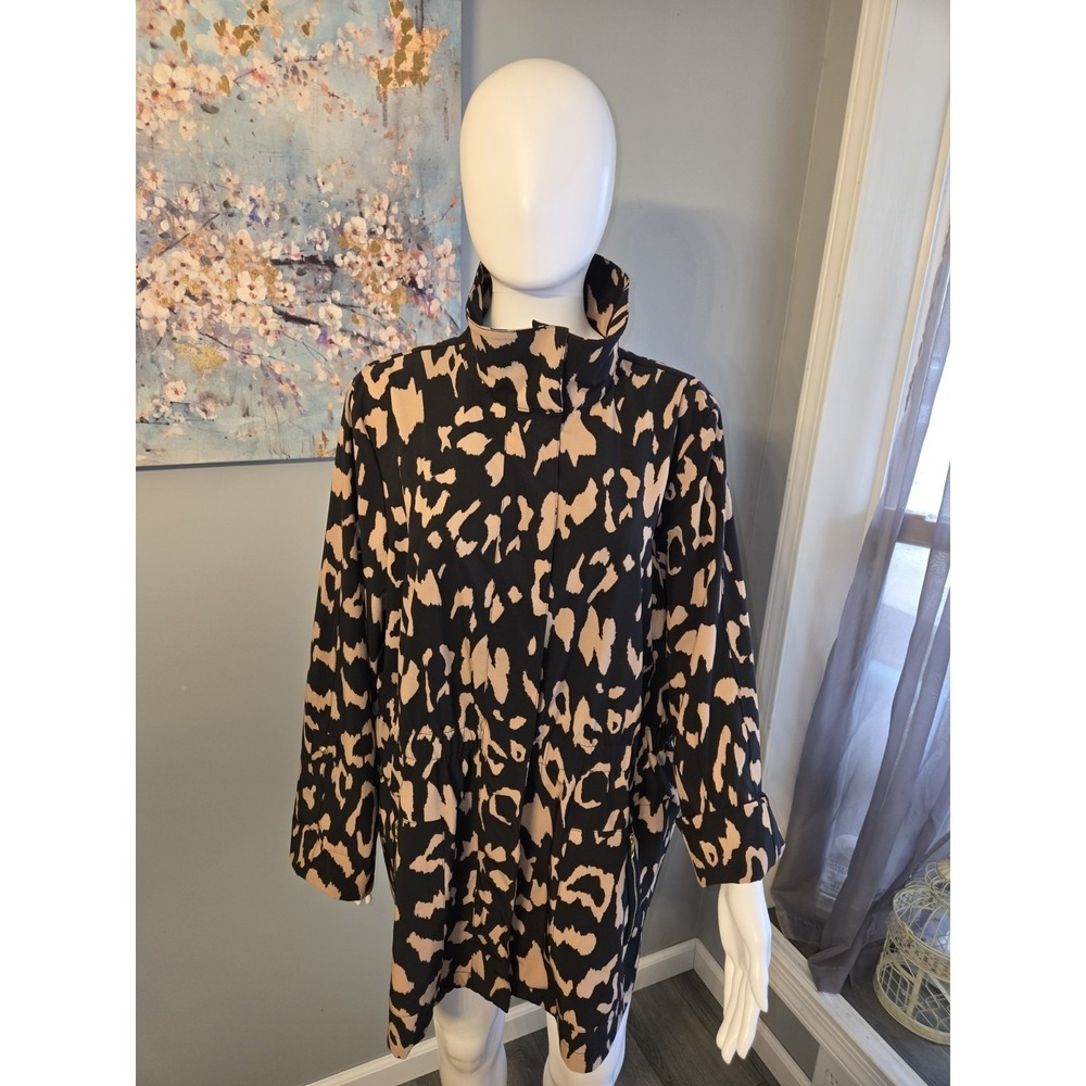 Zenergy by Chico's Animal Print Funnel Neck Jacket Black Tan Gold Zip Size 2